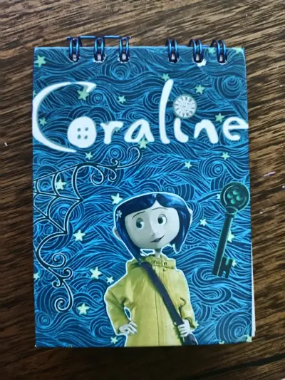 Cuaderno de notas con diseño Coraline - miniatura 1
