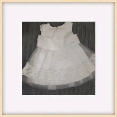 Vestido de bebe raso opaco con tul bordado - miniatura 4