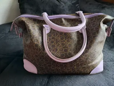 Bolso de mano Calvin Klein marrón y lila - miniatura 3