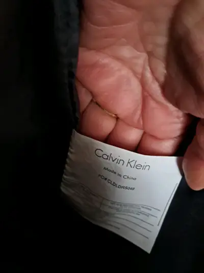 Bolso de mano Calvin Klein marrón y lila - miniatura 6