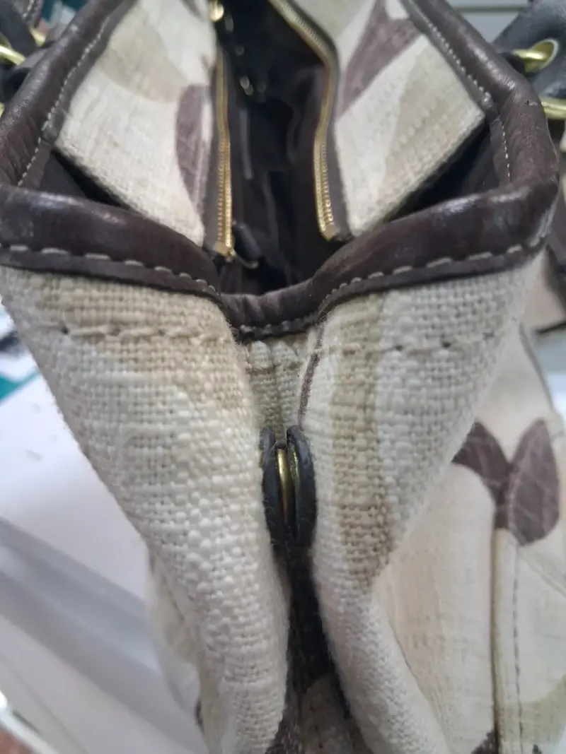 Bolso de mano Coach beige y marrón - 6