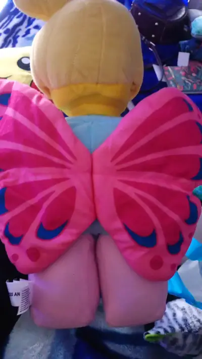LEGO con alas de mariposa - miniatura 2