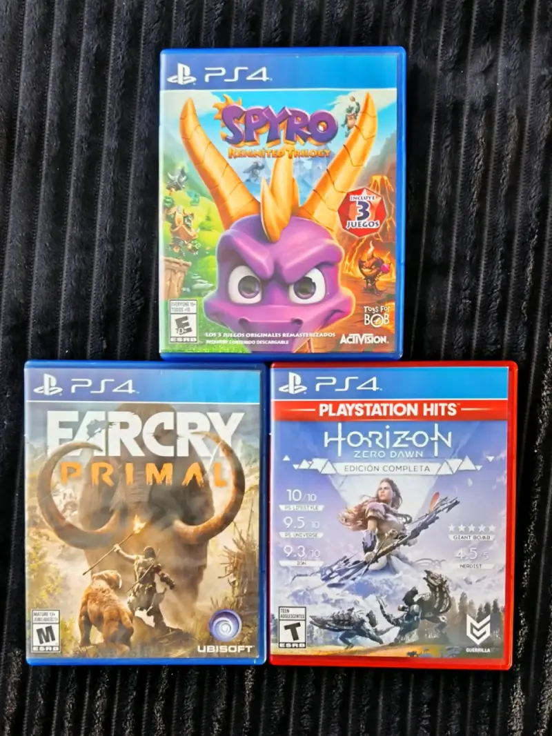 Lote 3 juegos PS4: Spyro, Far Cry Primal y Horiz - 1