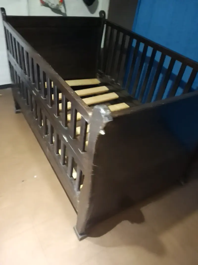 Cuna de madera convertible en cama - 1