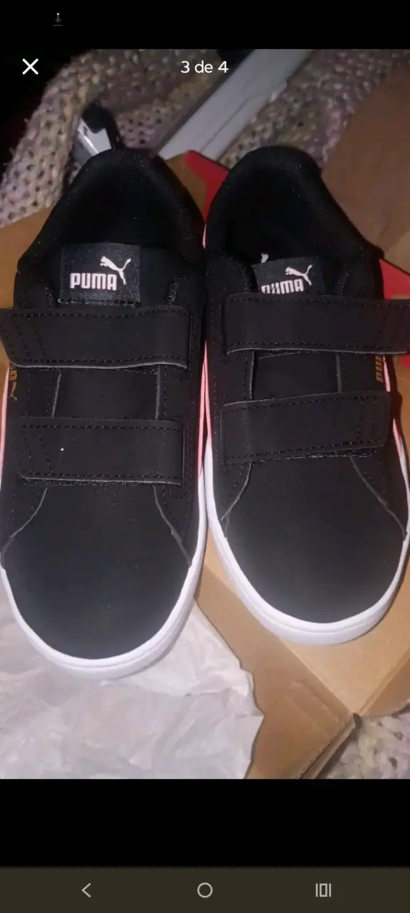 Zapatillas negras para niños Puma con velcro - 1