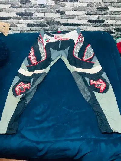 Ropa de  motocross - miniatura 1
