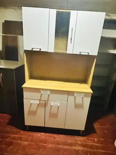 Mueble de cocina con alacena y cajones - miniatura 1