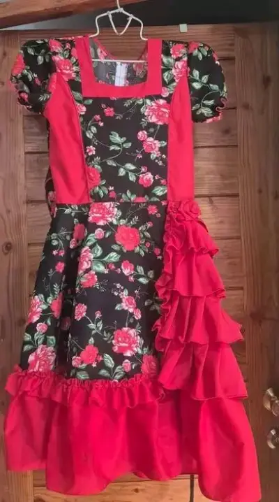 Vestido de cueca  rojo con volantes para mujer - miniatura 1