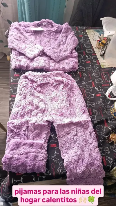 Pijama de niña polar lila cálido - miniatura 1