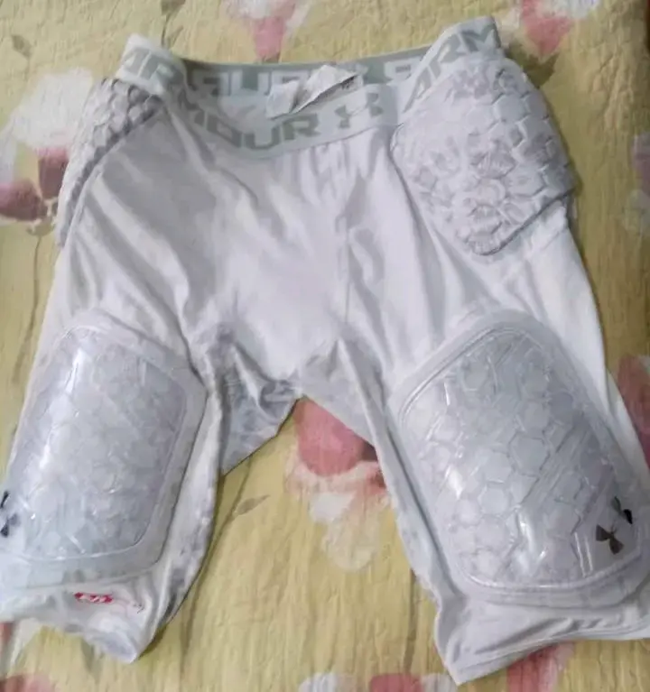 Shorts de compresión con protección Under Armour