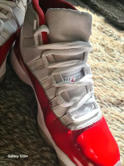 Zapatillas Jordan retro 11 cherry - miniatura 2