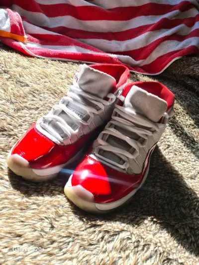 Zapatillas Jordan retro 11 cherry - miniatura 4
