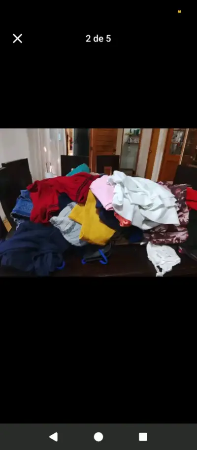 Lote de ropa variada para mujer en buen estado - miniatura 2