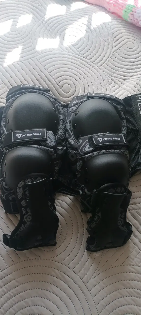 Set de Protecciones Deportivas Flying Eagle - 2