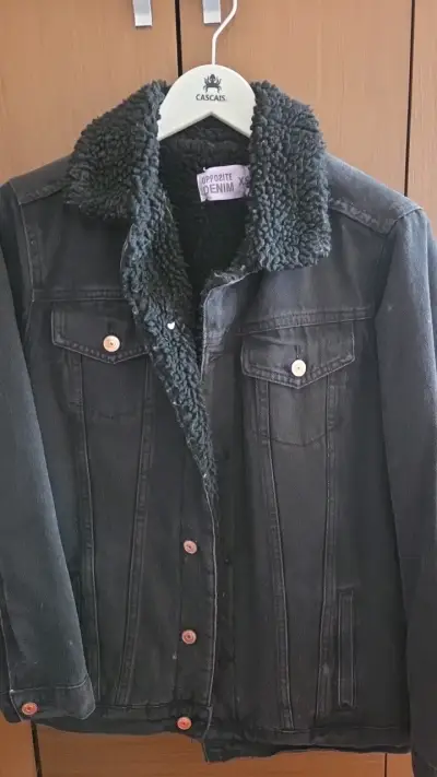 Chaqueta de mezclilla negra con forro de borrego - miniatura 5