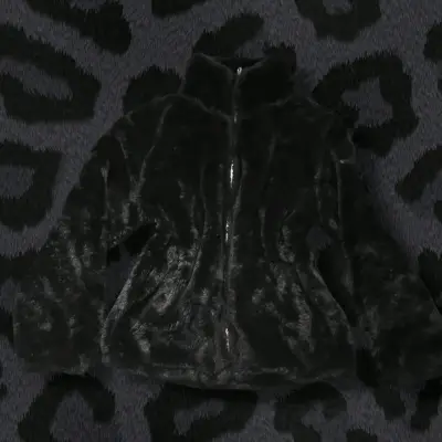 Chaqueta de piel sintética negra para mujer - miniatura 1