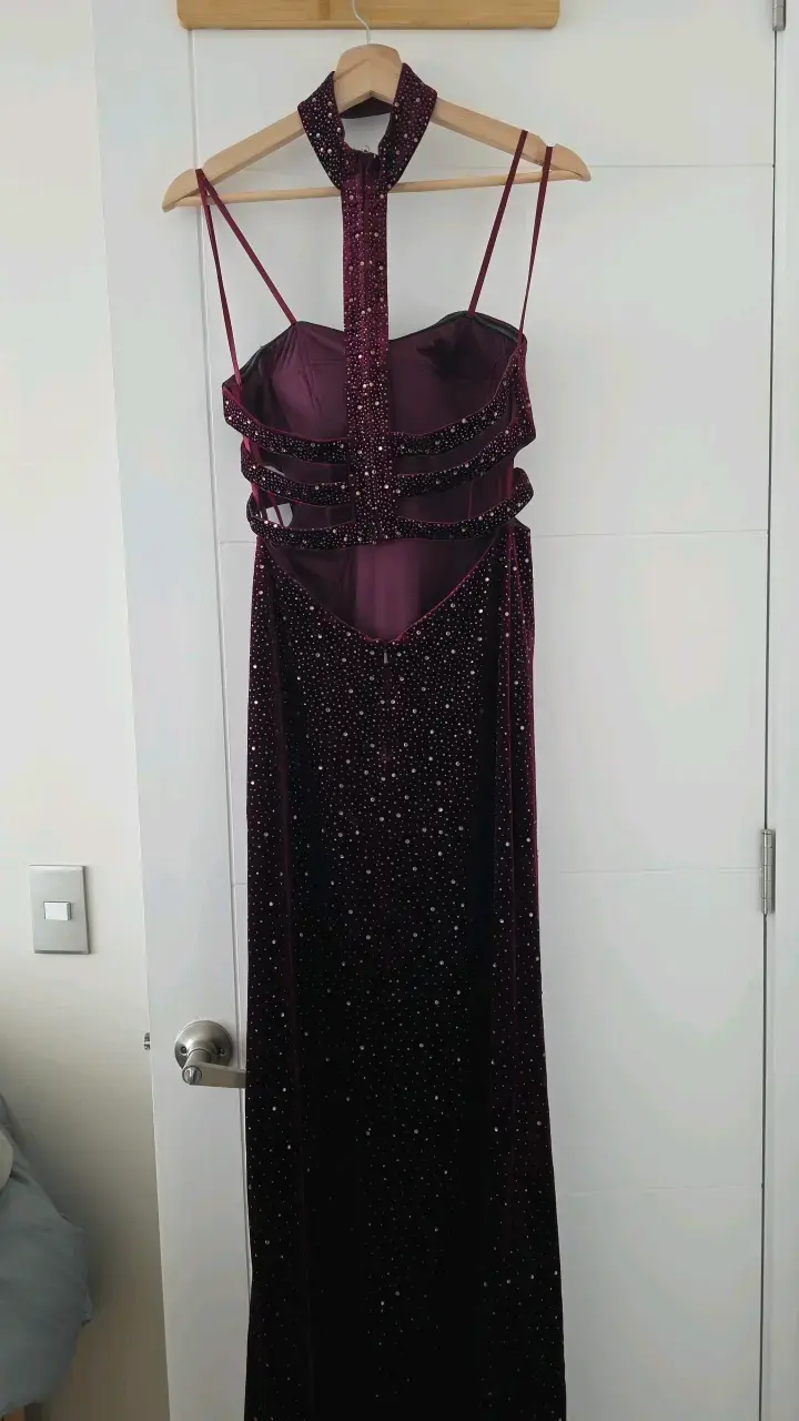 Vestido de fiesta largo burdeos con lentejuelas - 2