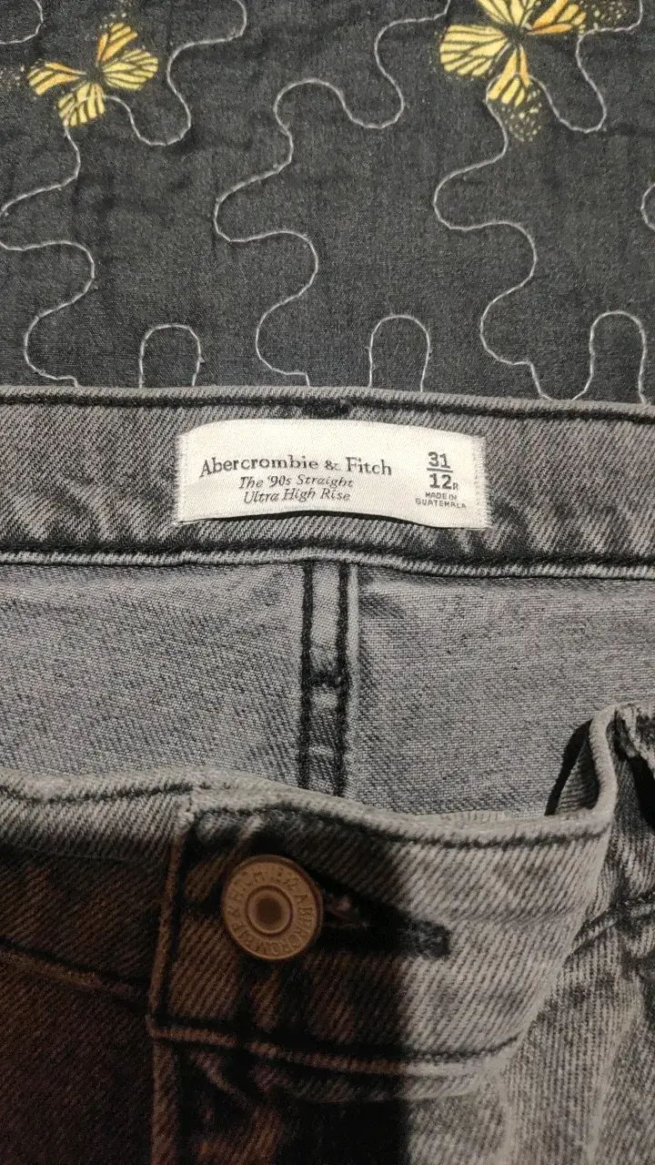 Jeans grises Abercrombie & Fitch de tiro alto - 3