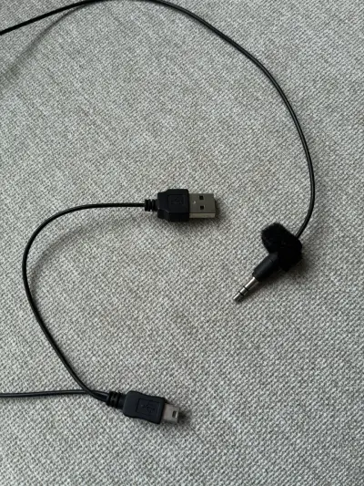 GPS Garmin nüvi con cable USB - miniatura 2