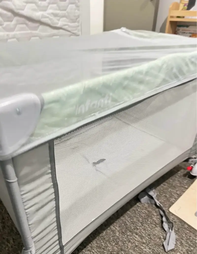Cuna corral para bebé Infanti con malla - 3