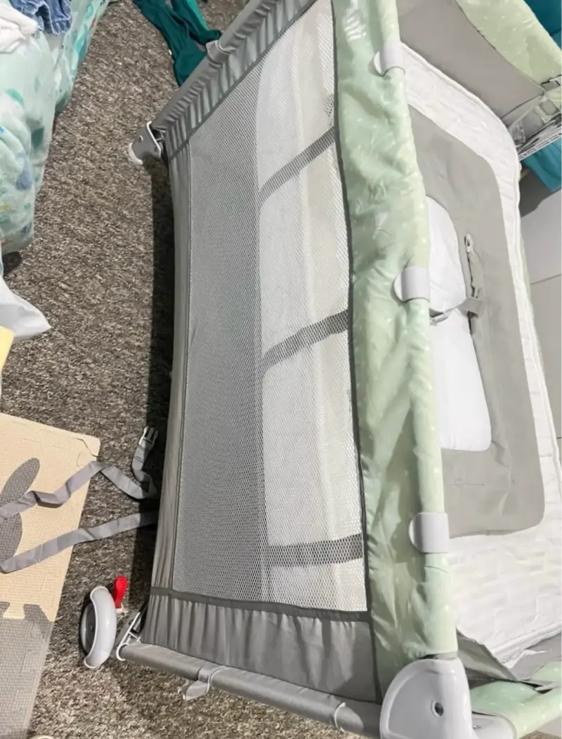 Cuna corral para bebé Infanti con malla - 5