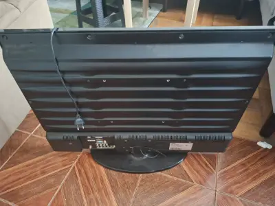 Televisor Samsung 32 pulgadas - miniatura 2