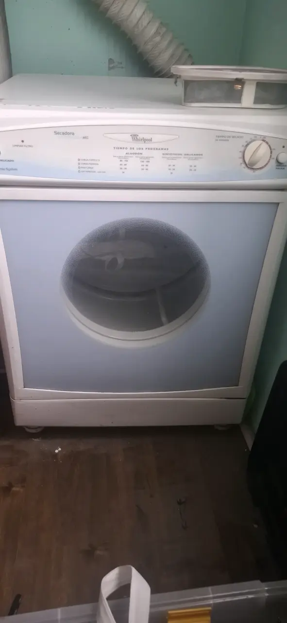 Secadora Whirlpool 6kg en buen estado - 1