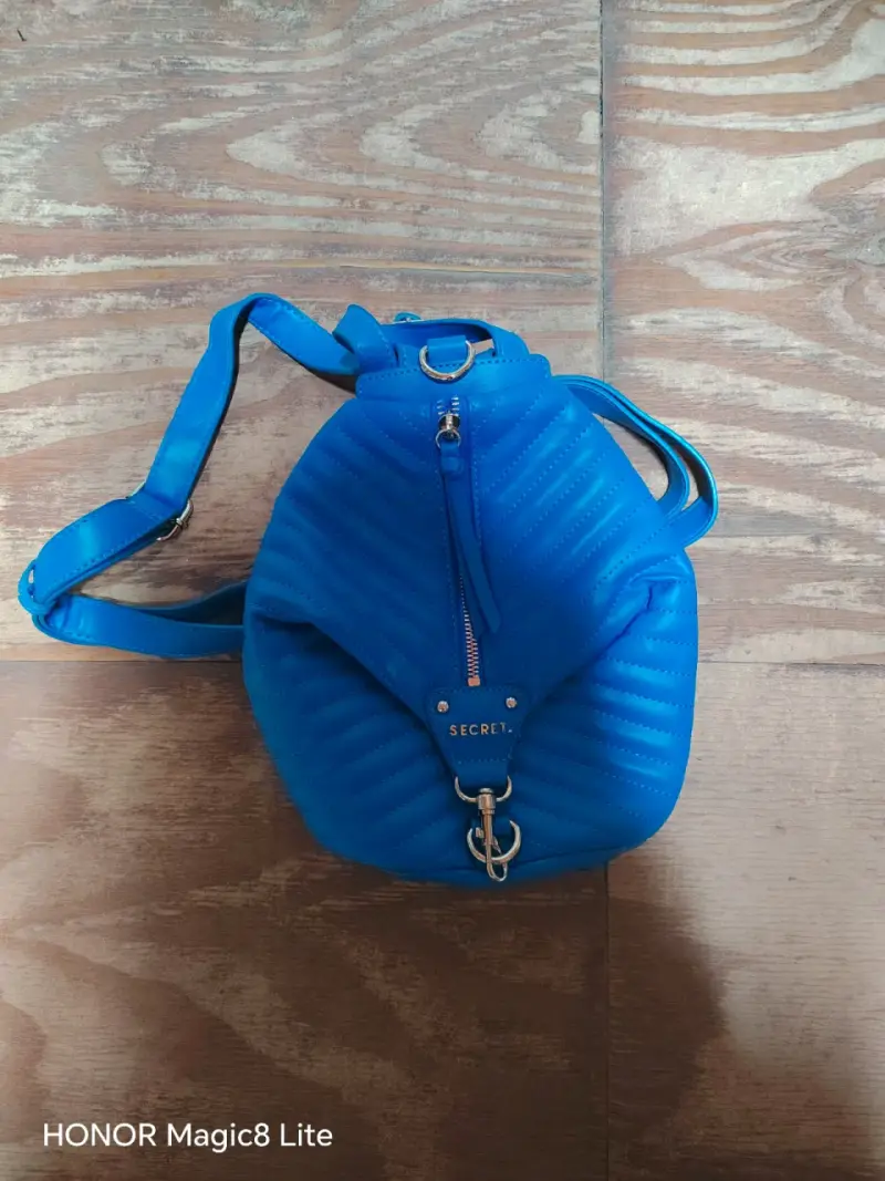 Mochila azul Secret con diseño acolchado