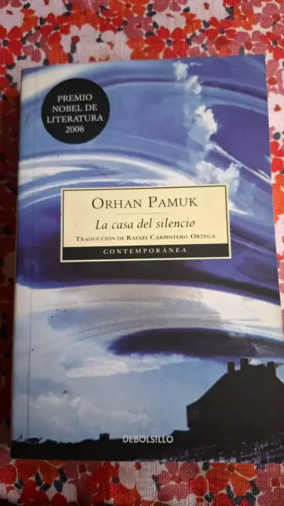 Libro 'La Casa del Silencio' de Orhan Pamuk - miniatura 1