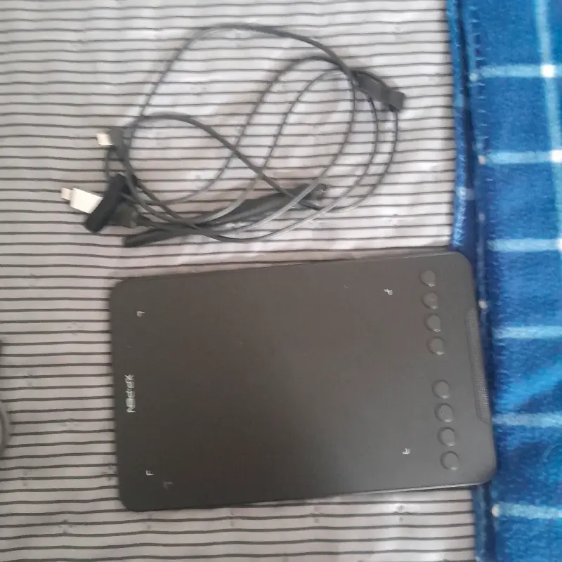 Tableta gráfica XP-Pen Deco Mini con lápiz y cables - 3