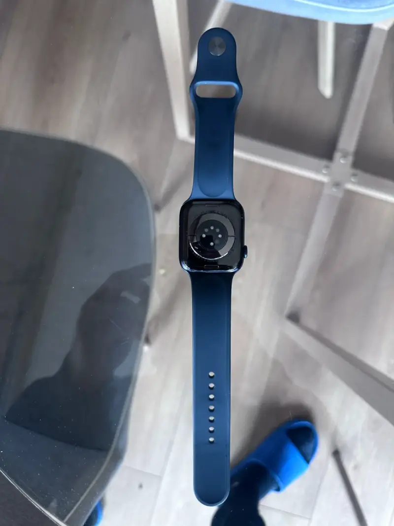 Apple Watch Series 8 - 2