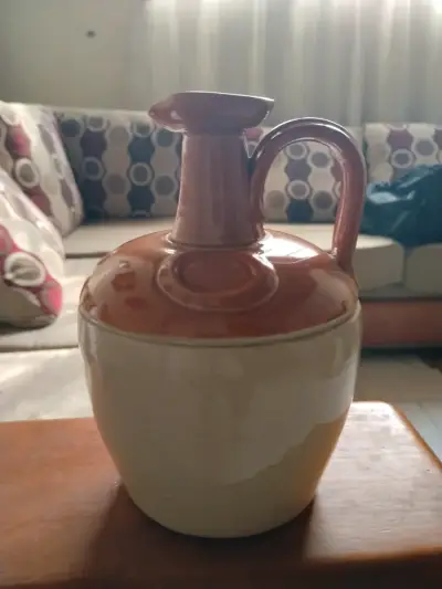 Botella de cerámica decorativa bicolor antigua - miniatura 5
