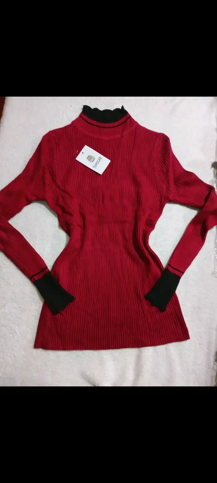 Suéter de cuello alto para mujer en rojo..negro - 2