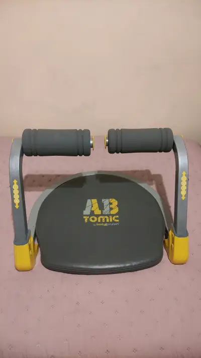 Aparato de ejercicio abdominal AB Tomic Body Crunch - miniatura 1