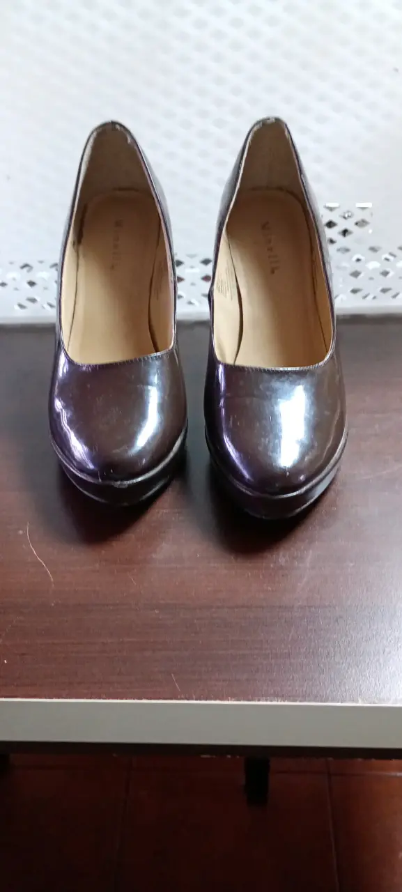 Zapatos de tacón alto marrones para mujer - 1