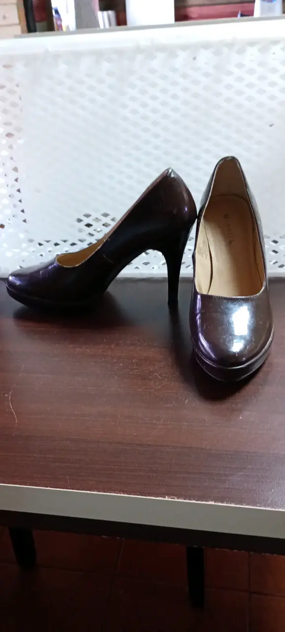 Zapatos de tacón alto marrones para mujer - 2
