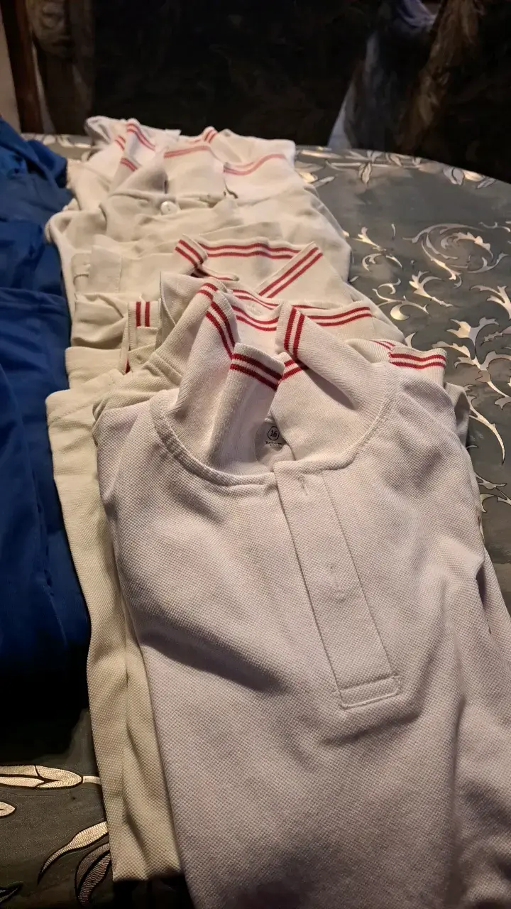 Conjunto de uniforme escolar completo - 2