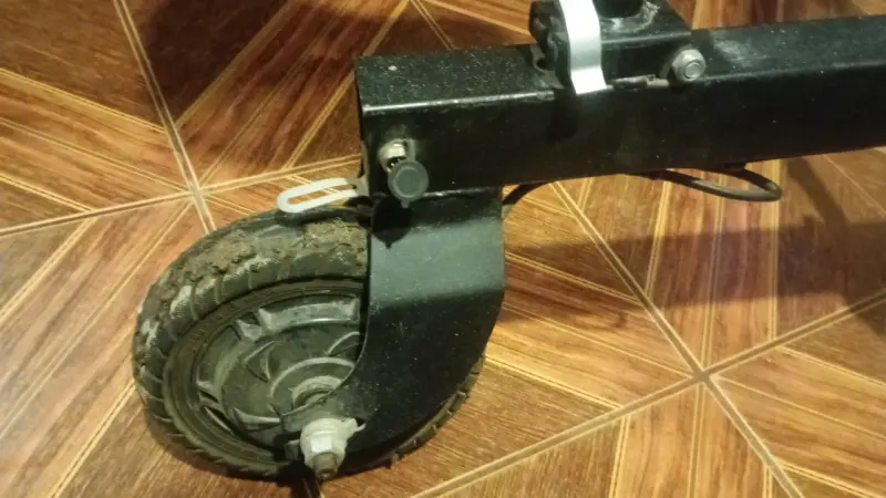 Scooter eléctrico con asiento y luces LED - 4