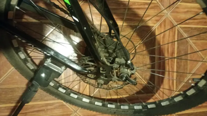 Bicicleta de montaña SLMEI negra con frenos de dis - 3