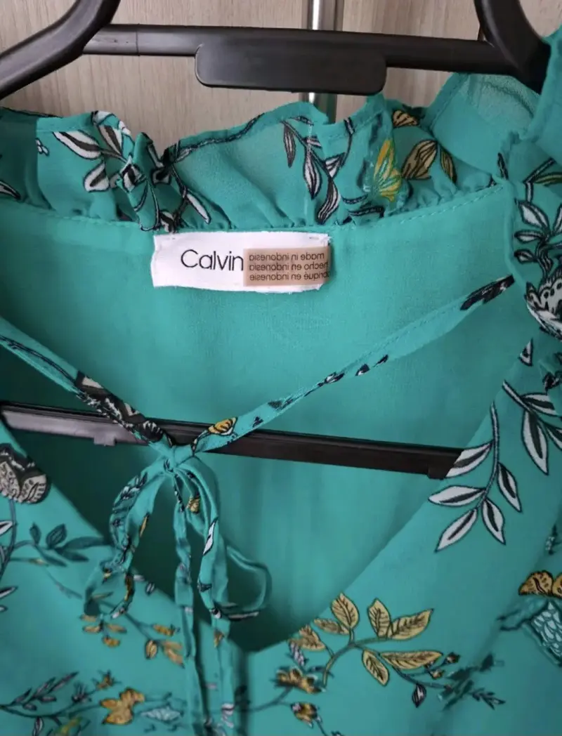 Blusa verde floral Calvin - 2