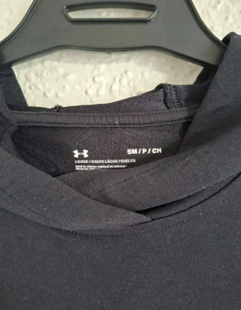 Polerón con capucha Under Armour negro - 2