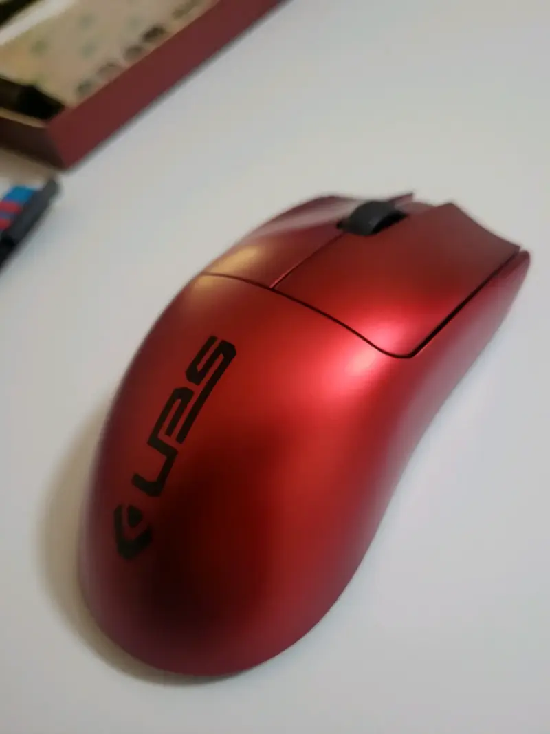Mouse Razer Viper V3 Pro Sentinels Edition rojo - 6