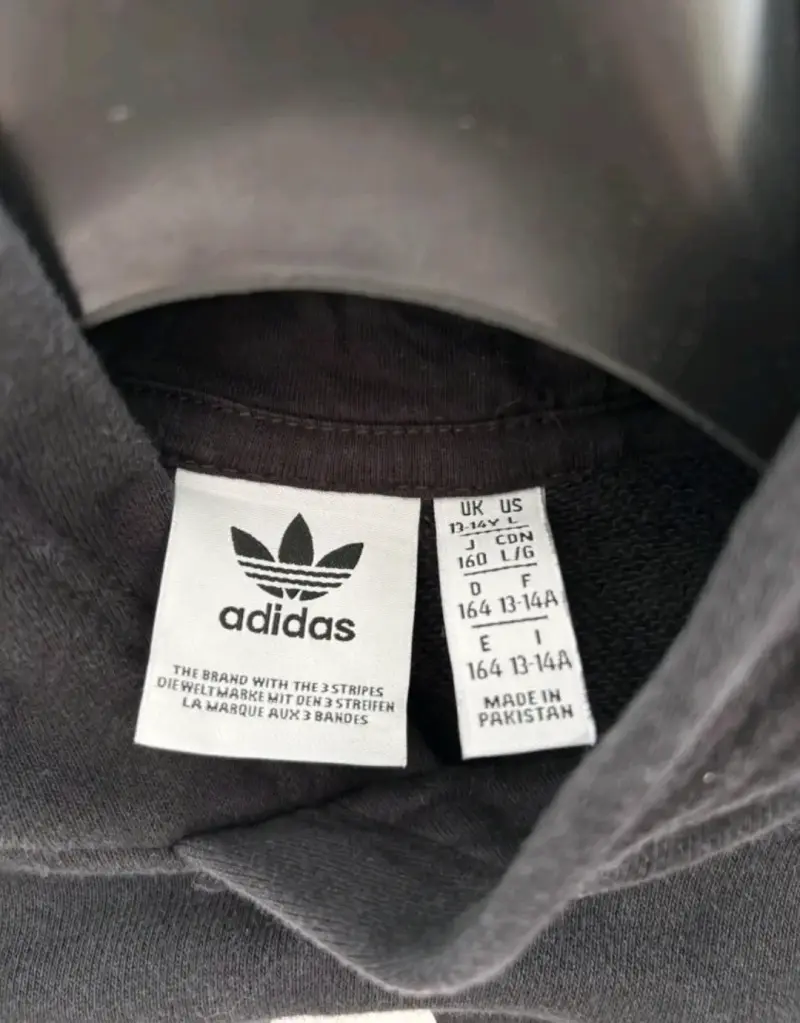 Polerón negro Adidas con logo grande - 2