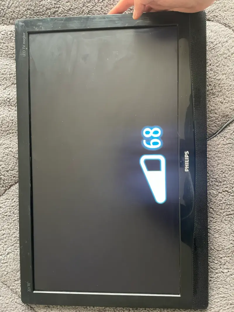 Monitor LED Philips 22 pulgadas modelo 221TE4L - 5