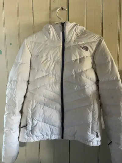 Chaqueta de plumas blanca The North Face para mujer - miniatura 1