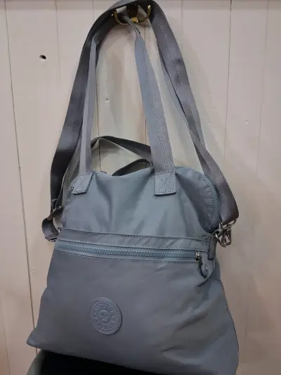 Bolso Kipling gris con cierre seguro - miniatura 1