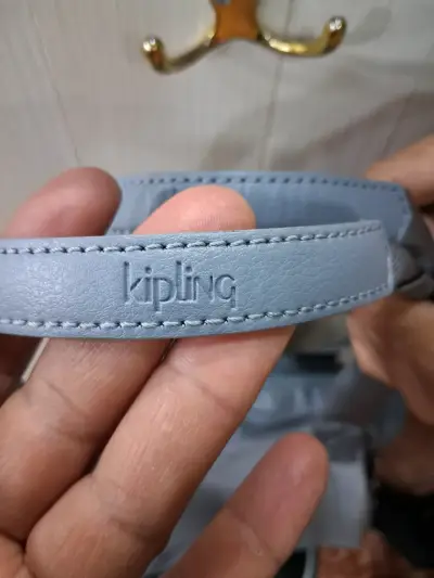 Bolso Kipling gris con cierre seguro - miniatura 4