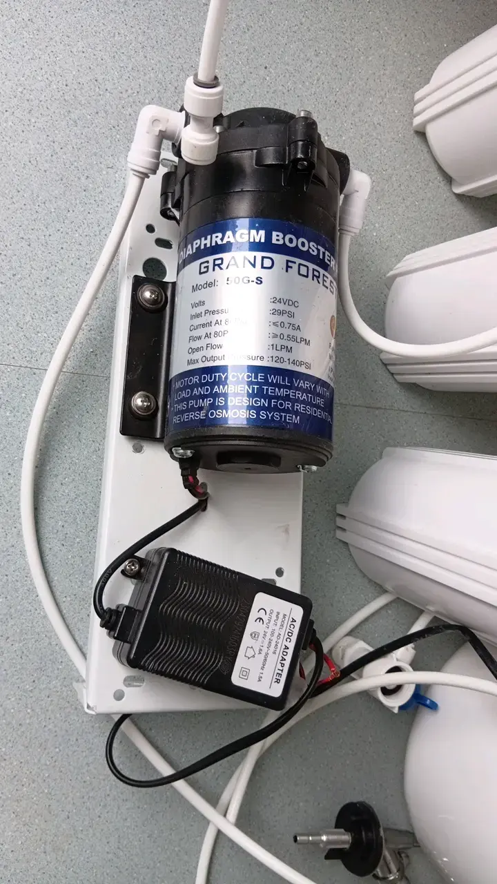 Sistema de Ósmosis Inversa con Bomba - 3