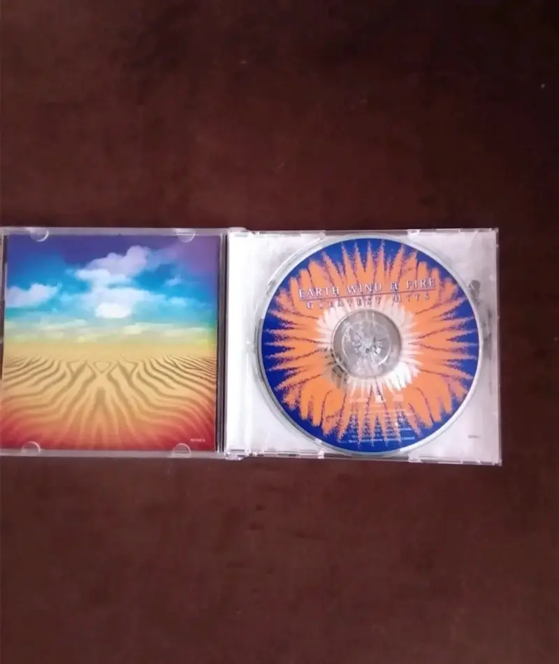 CD Earth, Wind & Fire Greatest Hits, nuevo - 2