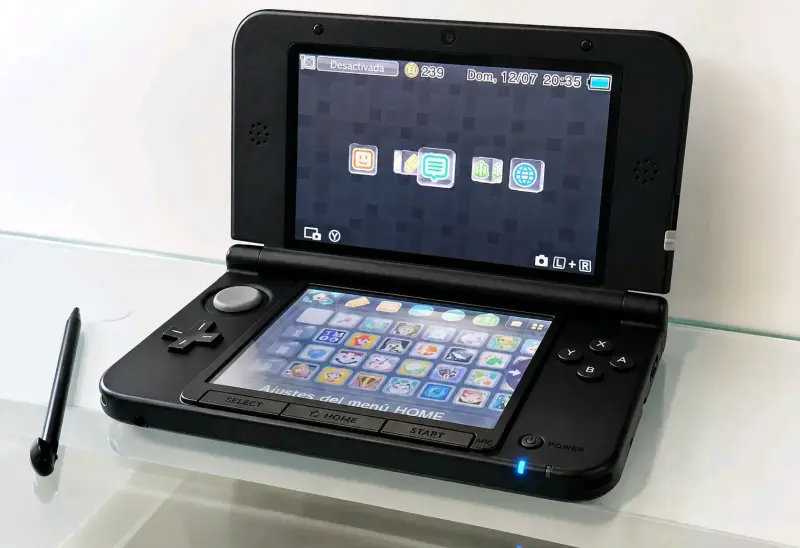 Consola Nintendo 3DS XL negra desbloqueado - 1